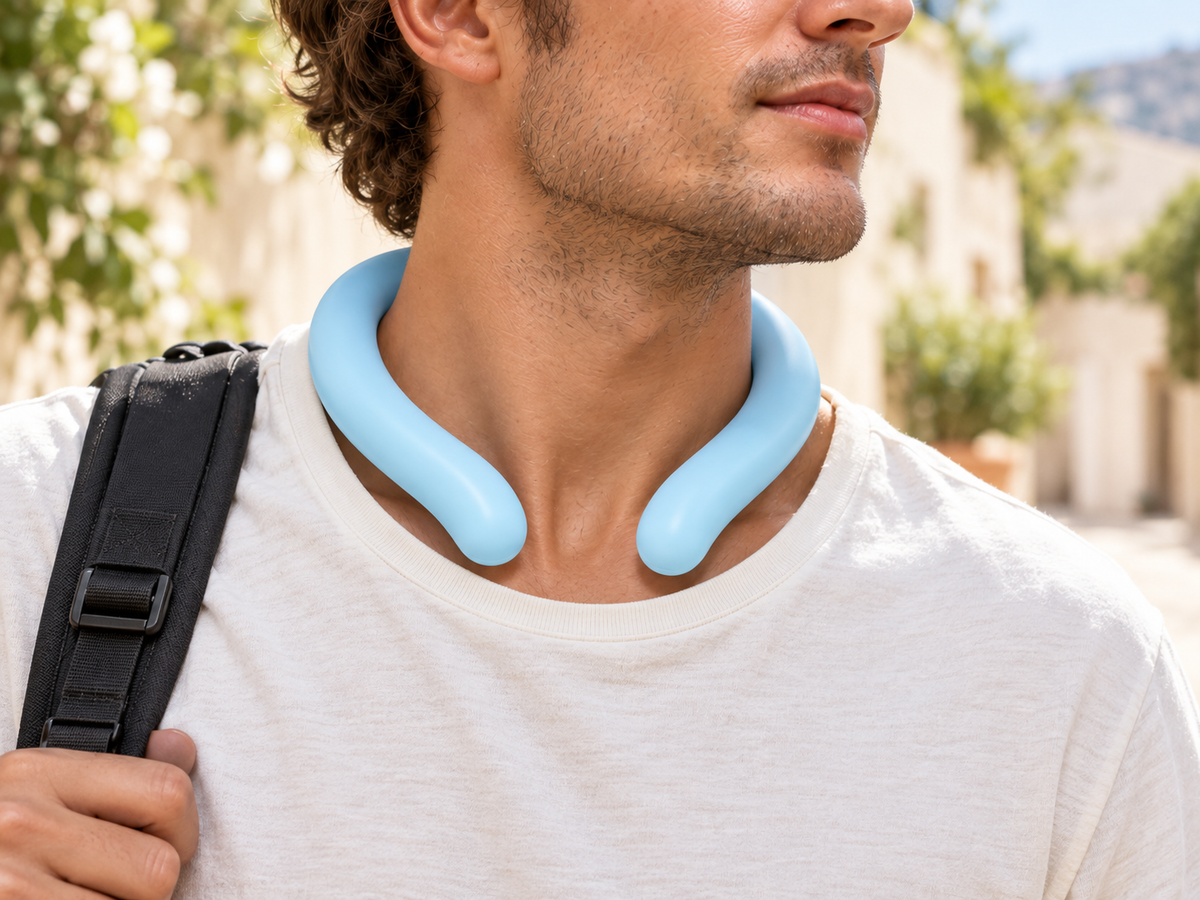 POPPO Everyday Cooling Neck Ring - Ice Blue - lifestyle illustration